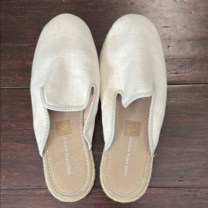 Saks Fifth Avenue Women's Cream Slip-On Mule Shoes Size 7.5 Angie Angora
